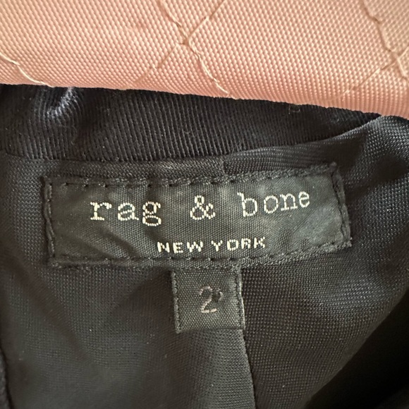 Used black rag & bone Layla Contour dress for sale. Size 2. In great condition. - Picture 3 of 8